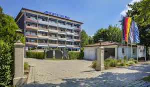 Frontansicht Hotel Schweizer Hof