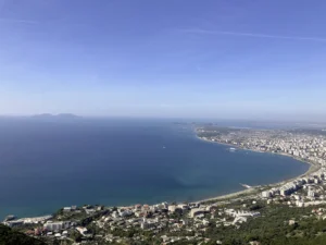 Meer und Küste vor Albanien